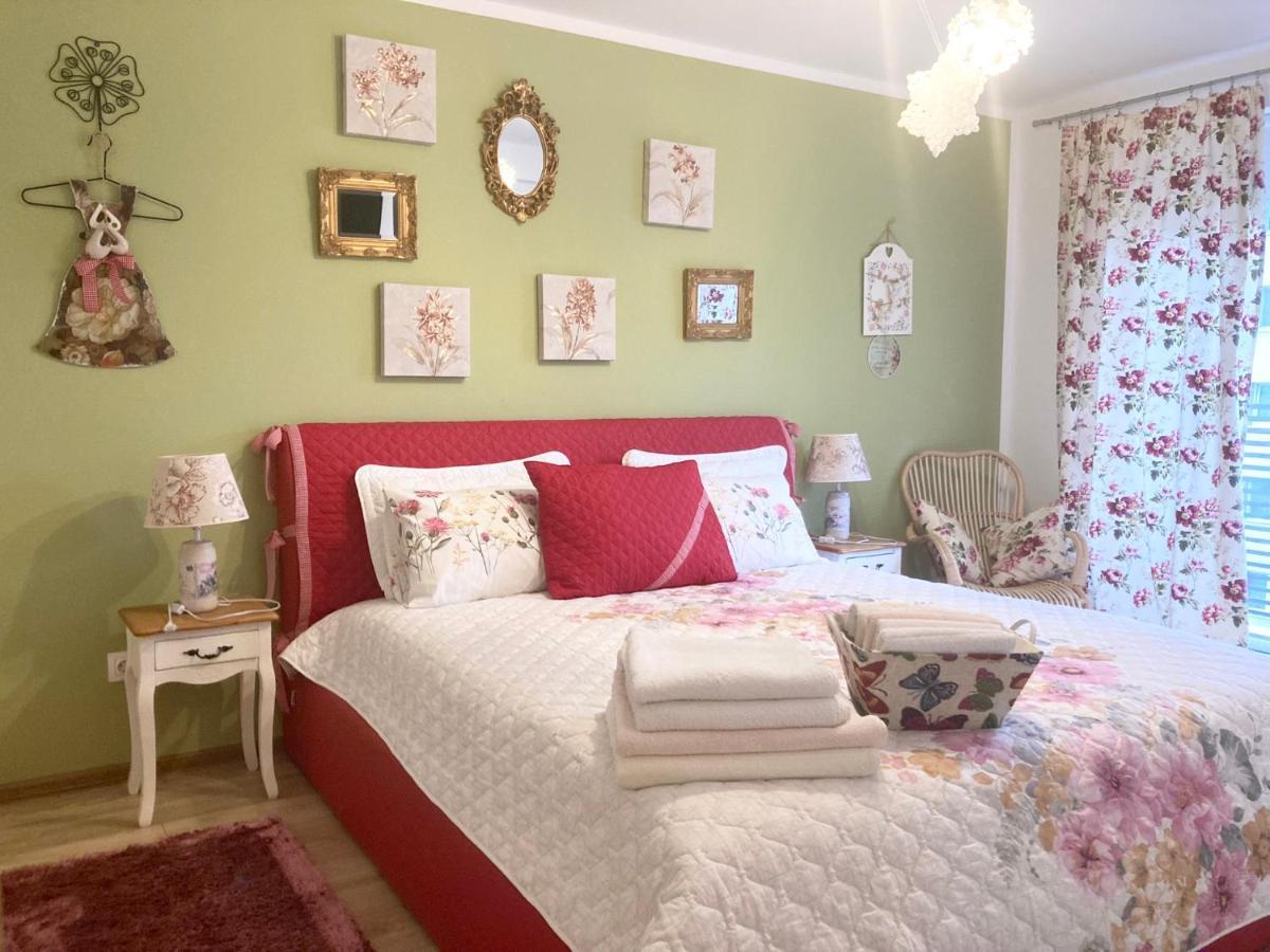 Sweet Garden Residence Брашов Екстер'єр фото